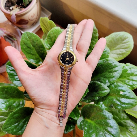 Sergio Valente SV Diamond Quartz Classic Watch - Picture 6 of 10